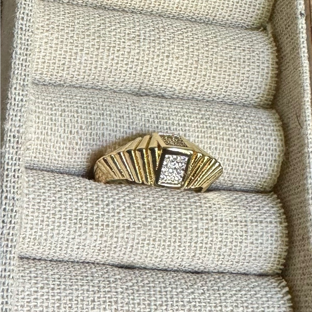 NWOT PrettyBird Adjustable Gold Ring